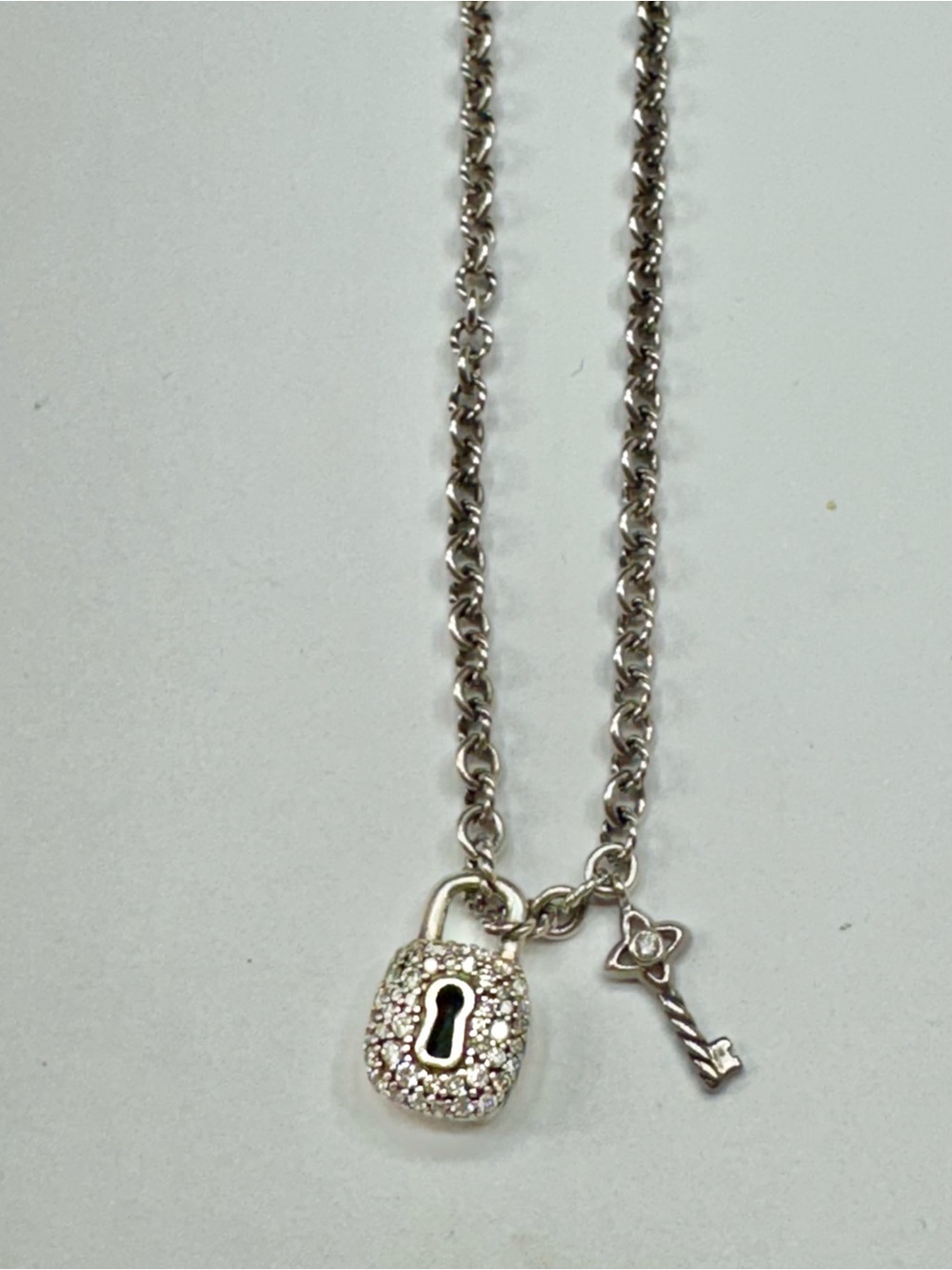 100% Authentic David Yurman Diamond & Sterling Padlock & Key Pendant Necklace - Picture 6 of 6